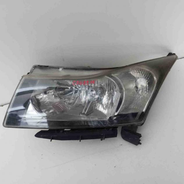 FARO ANTERIORE SINISTRO CHEVROLET Cruze Berlina (09)