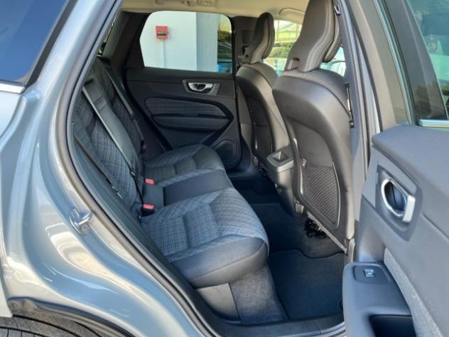 VOLVO XC60 B4 (d) automatico Core rif. 23779987 - Foto 9