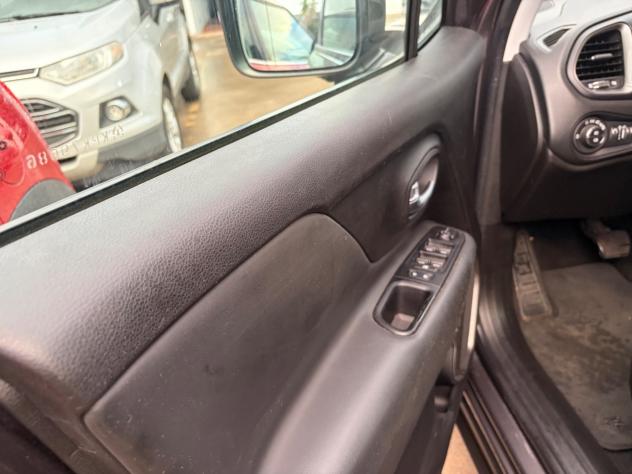 Jeep Renegade 1.3 T4 DDCT S - Foto 10