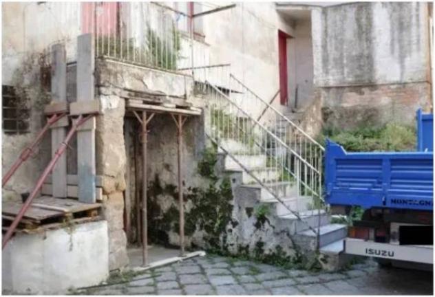 Immobile in asta di 132 m², box auto in vendita a Nola - Foto 2