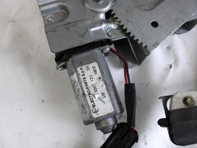 CUH10118 MOTORINO MECCANISMO ALZA-VETRO ALZA-CRISTALLO PORTA ANTERIORE DESTRA ROVER 400 (XW) 1.6 B 5M 5P (1997) RICAMBIO USATO 213.3347 - Foto 6