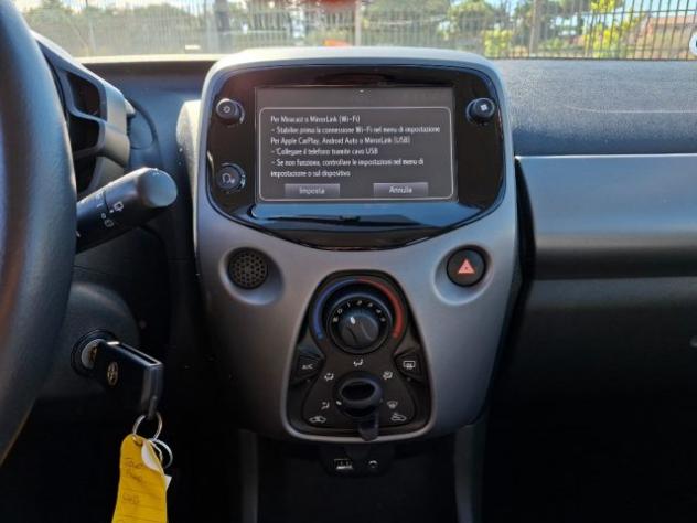 TOYOTA Aygo 1.0 72CV 5P x-play MMT PREZZO REALE AUTOMATICA rif. 24190304 - Foto 9