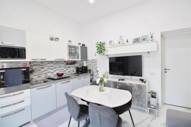 Porzione di corte di 3 locali e servizi - Foto 2