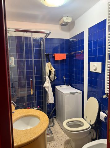SUBENTRO – stanza con bagno privato – Porta Venezia – solo ragazze/donne - Foto 5