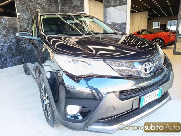 TOYOTA RAV 4 MY23 RAV4 2.0 D-4D 2WD Style white ed. rif. 23798235 - Foto 3