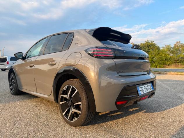 PEUGEOT 208 2ª serie 208 Hybrid 145 e-DCS6 5 porte GT - Foto 7