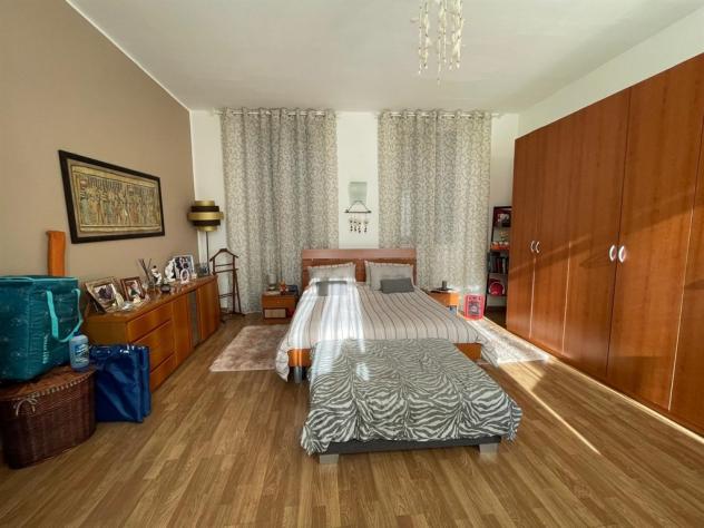 Ottimo appartamento quadrilocale indipendente - autonomo - nessuna spesa condominiale - Foto 11