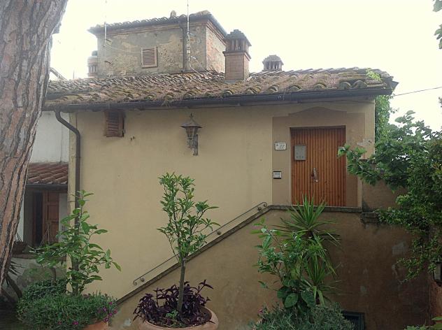 Appartamento in Vendita in zona MONTACCHITA
