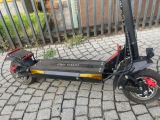 MONOPATTINO elettrico LEWIS PRO