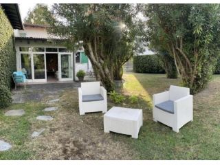 Villa in affitto a Caranna - Forte dei Marmi 230 mq  Rif: 1266429