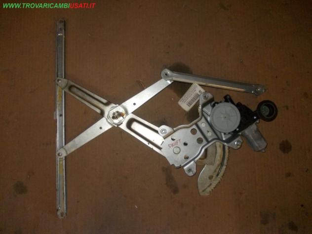 ALZACRISTALLO ELETTR. PORTA ANT.D. 6 FILI SUZUKI SWIFT (RS/MZ) Carrozzeria Lamierati esterni Porte Alzacristallo por SUZUKI - SWIFT - 01-04-2005 -