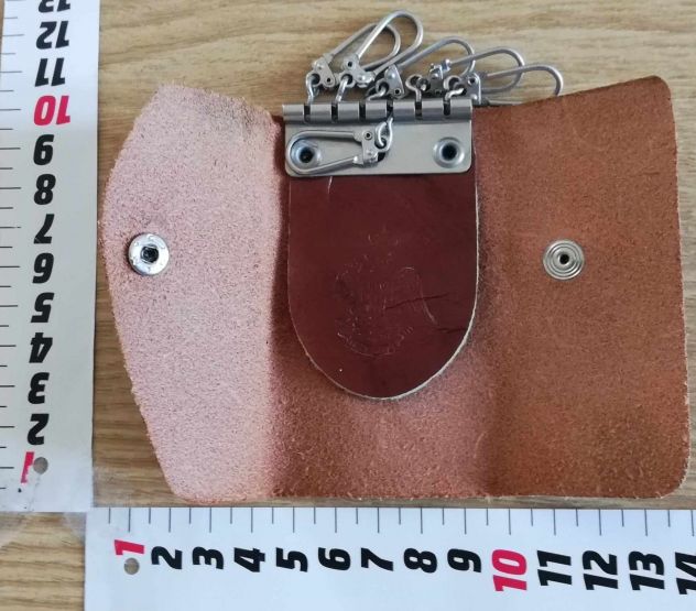 Portachiavi In Pelle E Lega Con Giraffa – Originale E Creativo – Regalo Uomo E Donna