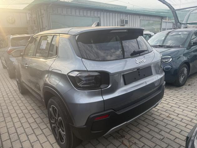 Jeep Avenger e-Hybrid 1.2 MHEV e-Hybrid Turbo Summit KM0 - Foto 4