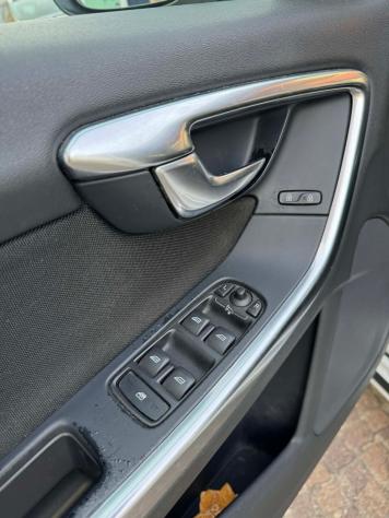 Volvo V60 D3 Kinetic - Foto 10