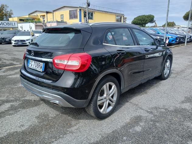 Mercedes-benz GLA 180 d Premium - Foto 5