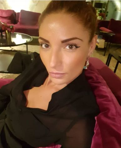 Cerco lavoro nella ristorazione ( ristoranti hotel ) come promoter hostess