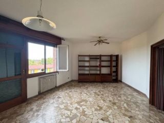 Stanza in appartamento in affitto a Bologna