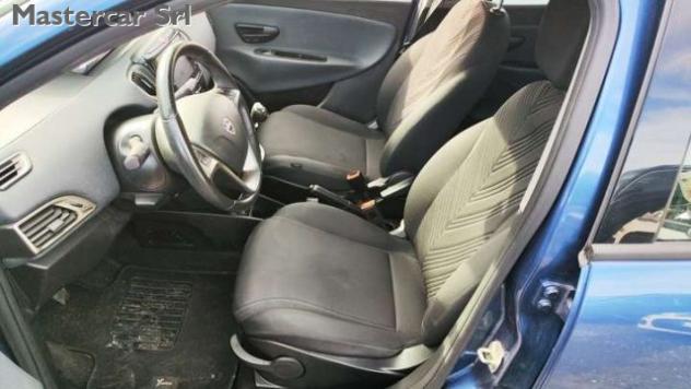 LANCIA Ypsilon NEOPATENTATI 1.0 firefly hybrid Gold TG : GL734FA rif. 24018680 - Foto 5