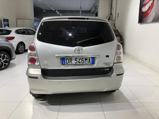 Toyota Corolla Corolla Verso 2.2 d-4d Sol 136cv N1 5p.ti Autocarro - Foto 5