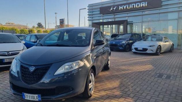 LANCIA Ypsilon 1.2 69 CV 5 porte Elefantino rif. 23610110 - Foto 2