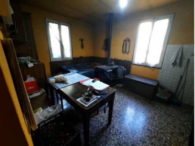 Immobile in asta di 118 m² con più di 5 locali in vendita a Zignago - Foto 5