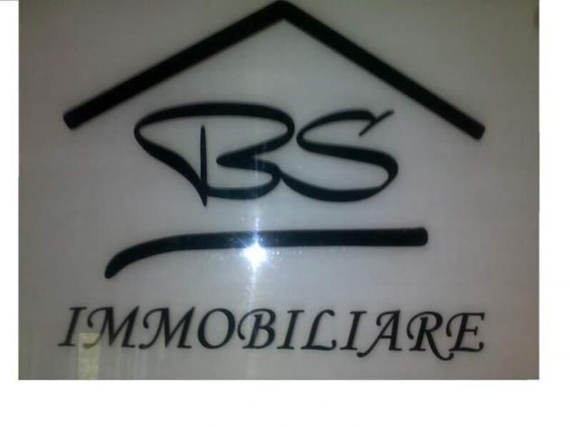 in affitto capannone fuori centro abitato mq365 affitto Euro2500
