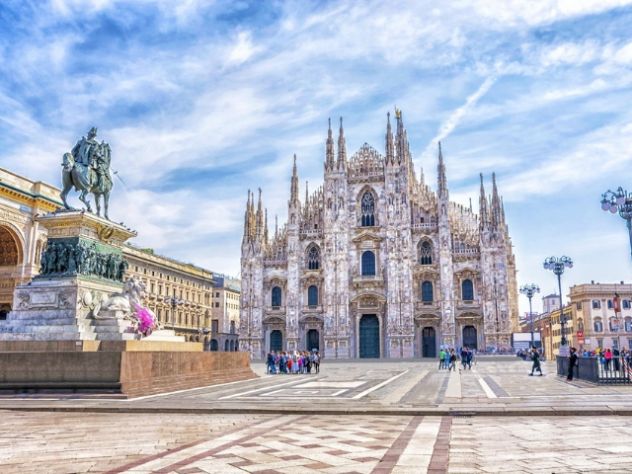 LAVORO NIGHT CLUB: HOSTESS DRINK NELLE PIÙ BELLE E GRANDI CITTÀ - Foto 4