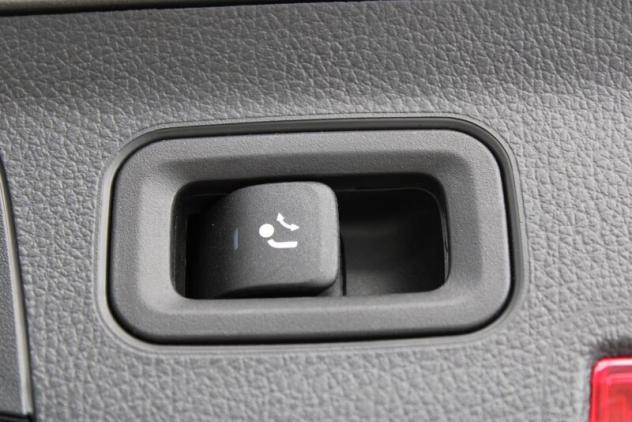 MERCEDES Classe A (W177) A 180 Business - Foto 8