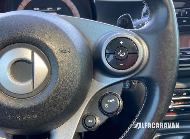 smart forTwo 0.9 t Brabus edition 90cv twinamic - Foto 10