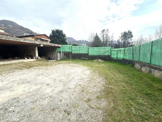 BOX PER CAMPER/AUTO - MAGAZZINI DI 43 MQ A CALOLZIO Sala - Foto 5