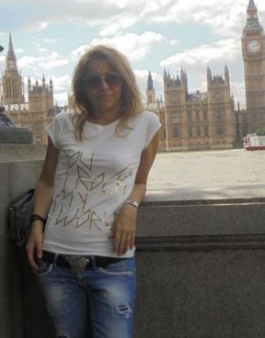 Donna di Monza. Fisico Normale Tel: