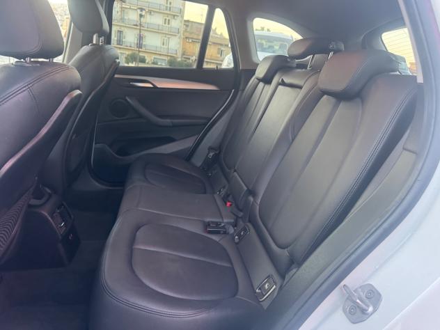 BMW X1 18D 150 CV LUXURY AUTO FULL IVA - Foto 10