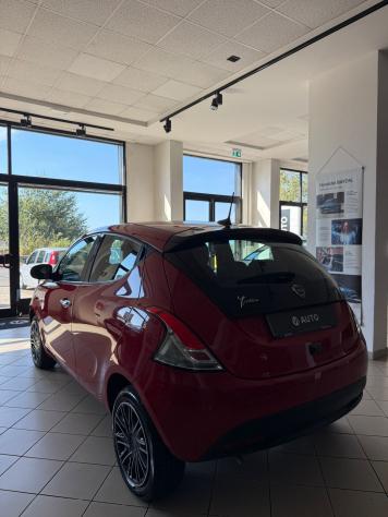 Lancia Ypsilon 1.0 FireFly 5 porte Hybrid Gold Plus - Foto 5