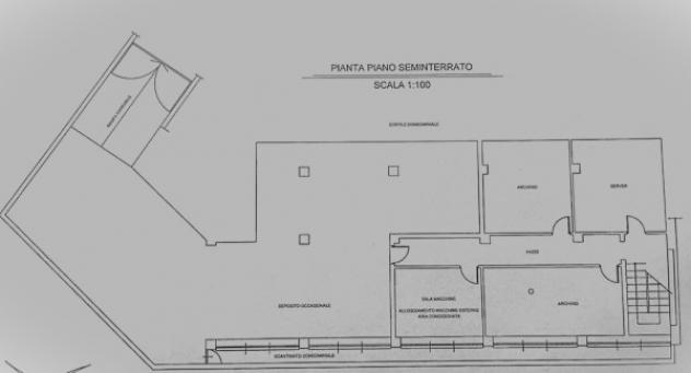 Immobile di 250 m² in vendita a Piacenza
