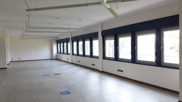 Immobile di 393 m² con più di 5 locali in affitto a Lainate - Foto 5