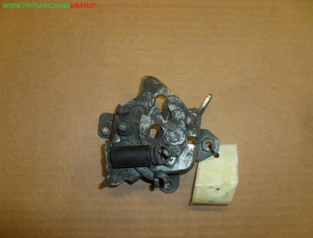 SERRATURA COFANO ANT. FIAT 500 (312-3P/83)  Carrozzeria  Lamierati esterni  Cofano  Serratura cofano ABARTH - 500 / 595 / 695 - 01-07-2008 - 01-05-201