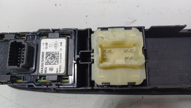 PULSANTIERA ANTERIORE SINISTRA RENAULT Clio Serie IV 254112588R D4F740 (1219) - Foto 4