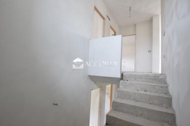 CASA INDIPENDENTE di 6 vani e di 150 mq (ASOLO) rif. BL072G - Foto 4