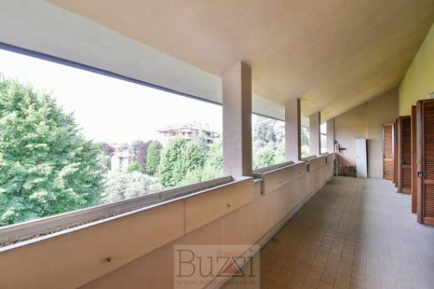 Attico / Mansarda di 216 m² con 4 locali e box auto in vendita a Seregno - Foto 12