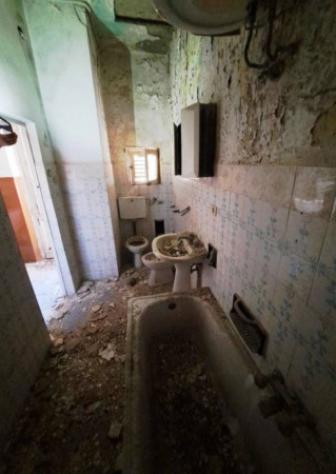 Immobile in asta di 92 m² in vendita a Valguarnera Caropepe - Foto 8