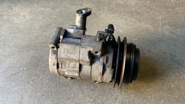 Compressore climatizzatore Mitsubishi Pajero 3.2 D-ID V60 del 2001 (MR568289) - Foto 3