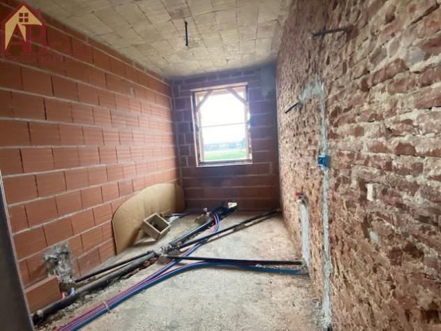 CASALE IN FASE DI RISTRUTTURAZIONE - Foto 7