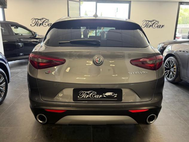 ALFA ROMEO STELVIO 2.2 210CV Q4 PELLE NAVI CAM ANNO 2018 - Foto 5