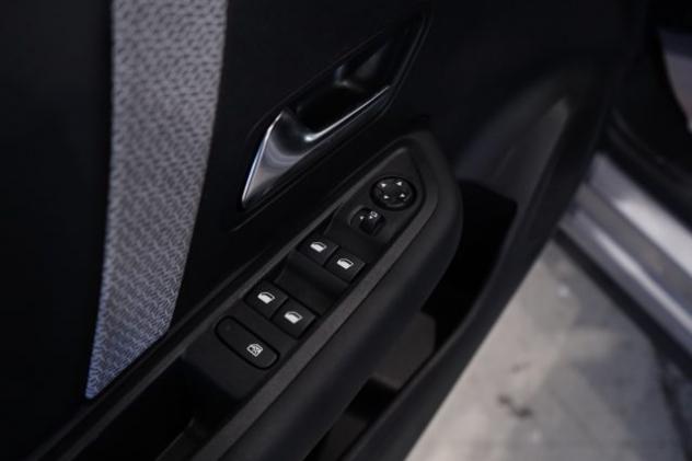 CITROEN C4 1.5 BlueHDi 130cv S&S EAT8 Max #TettoApribile rif. 23755216 - Foto 6