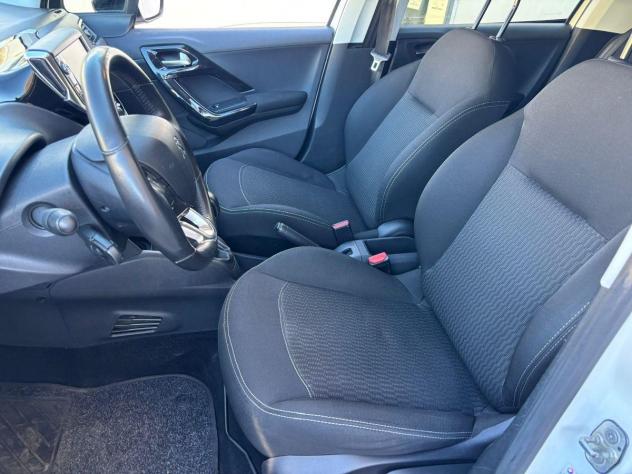 PEUGEOT 208 1.6 BlueHDi 75 5p. Active - Foto 8