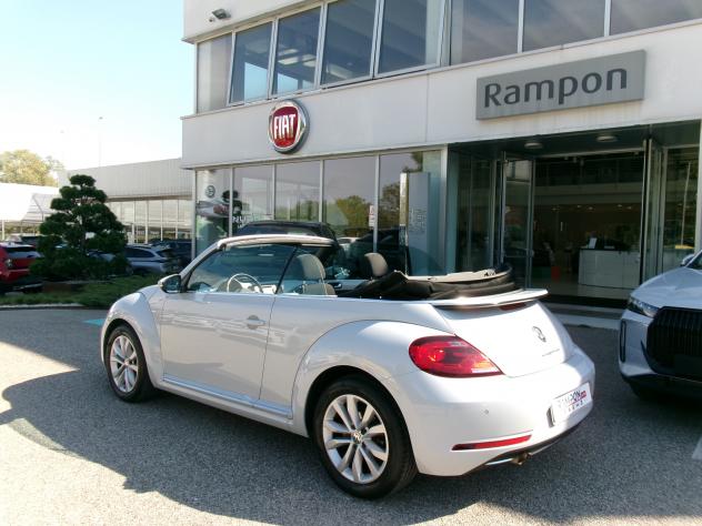Volkswagen Maggiolino Maggiolino 1.2 tsi Design 105cv - Foto 4