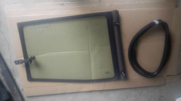 Vetro Posteriore Compasso Sinistro e Guarnizione Terrano II 3P - Foto 2