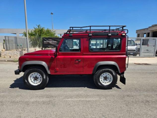 LAND ROVER Defender 90 2.2 TD4 Station Wagon 4 posti N1 rif. 24046954 - Foto 9
