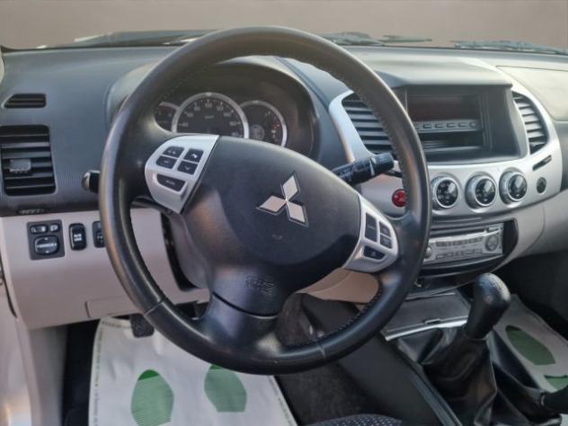 MITSUBISHI L200 2.5 DI-D/136CV Club Cab Invite DPF rif. 24077570 - Foto 10