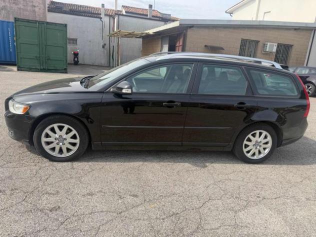 VOLVO V50 D2 R-design senza nessun lavoro da fare rif. 23711607 - Foto 4